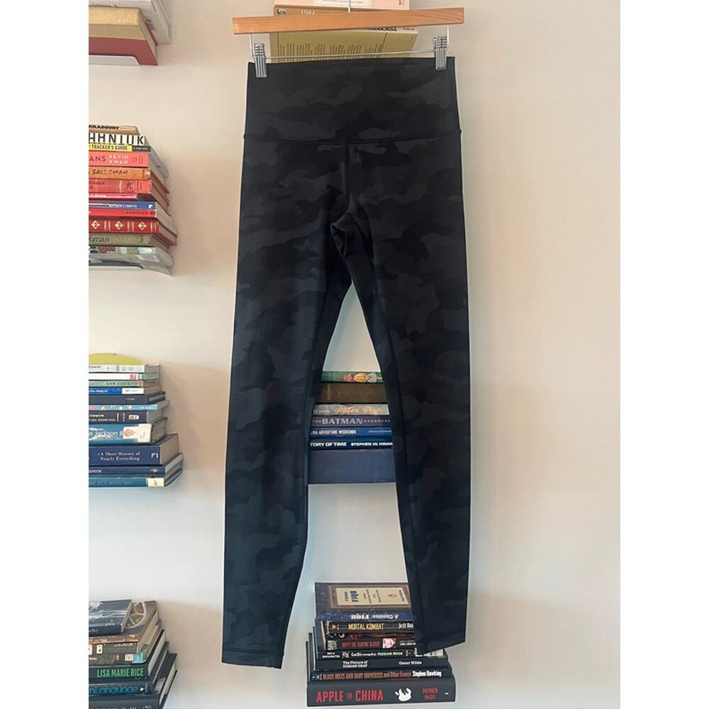 Lululemon Wunder Under High-Rise Tight 28" Black Camo Size 6